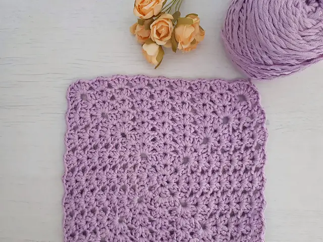 Cutest Square Hot Pad Free Crochet Pattern -Crochet Hot Pads