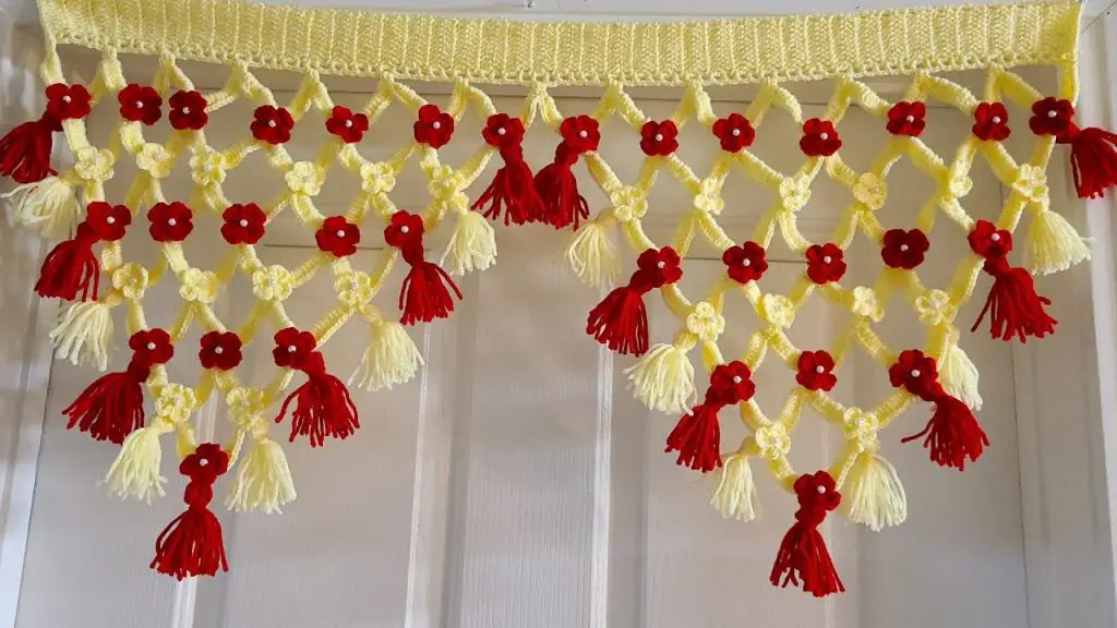 Small Flower Crochet Door Curtain Pattern- Free Crochet Curtain Patterns