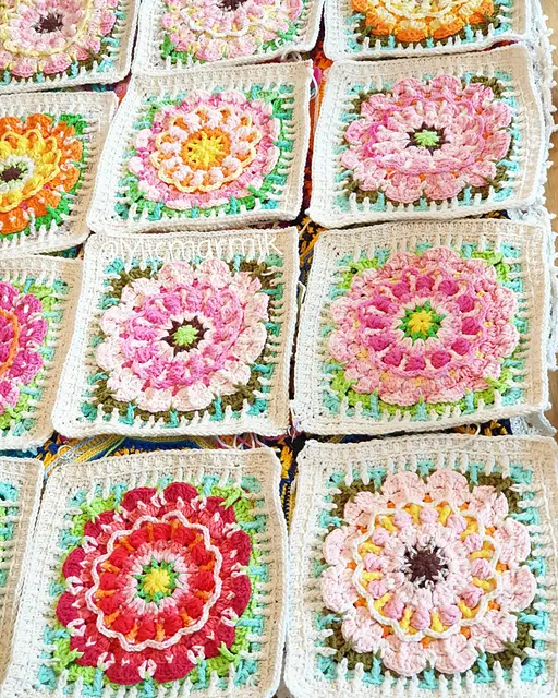 Beautiful Crochet Flower Squares Free Pattern