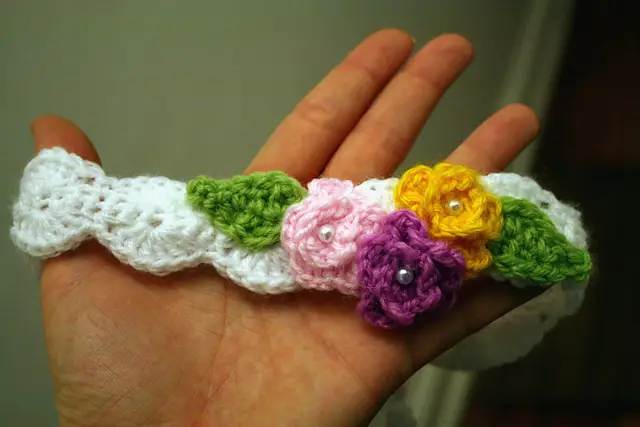Cutest Crochet Baby Headbands Free Patterns- Flower Crochet Headband Free Pattern