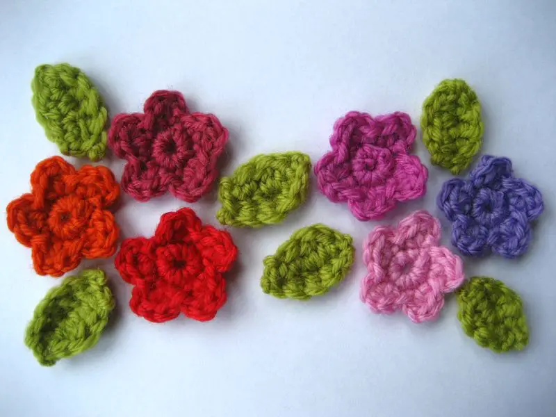 Small Crochet Flower Patterns