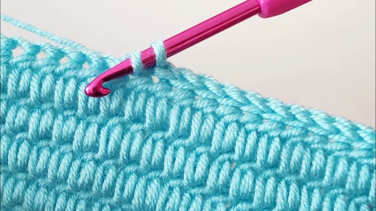 Super Easy Crochet Baby Blanket Tutorial- Unique Crochet Stitches