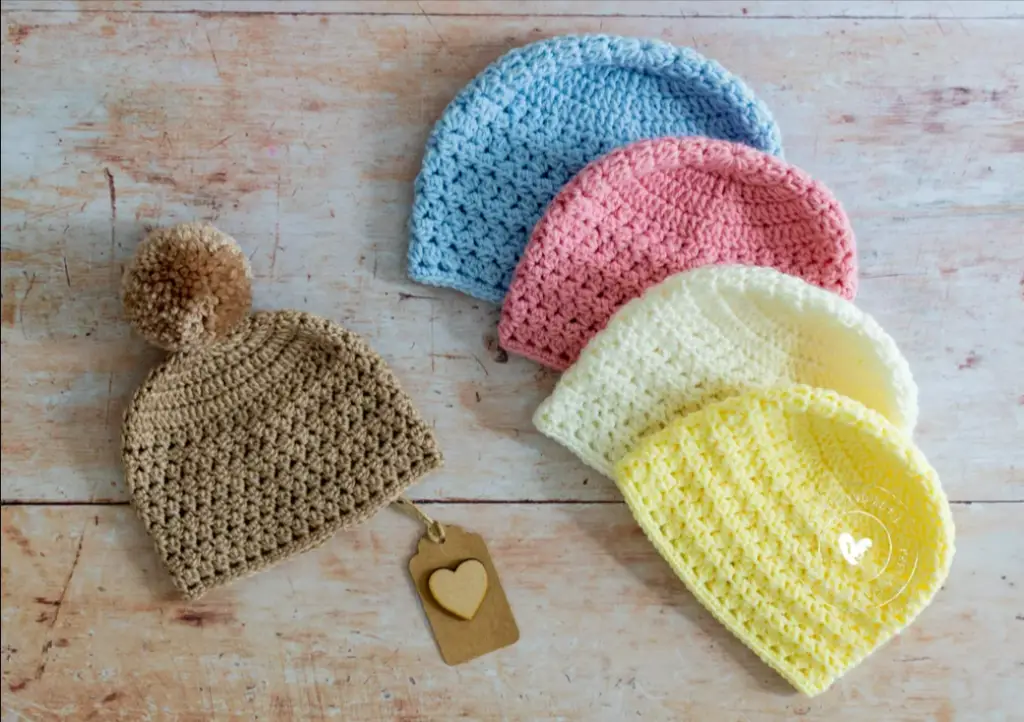 Easy crochet newborn hat