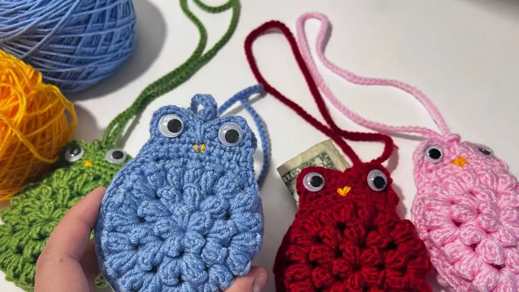 Cute And Funny Crochet Bag For Little Girl: Easy Owl Purse Tutorial