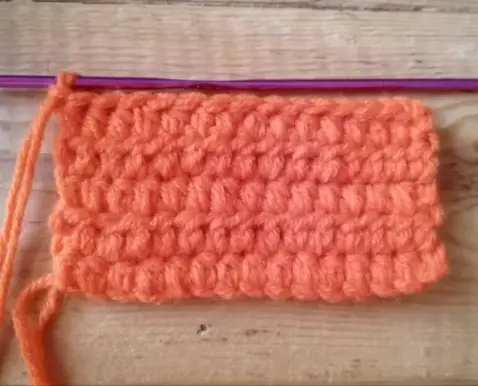 How To Make A Half Double Crochet Stitch For Beginners (HDCS)
