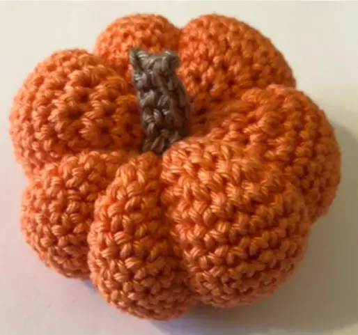 How To Crochet A Small Pumpkin For Fall- Free Pattern